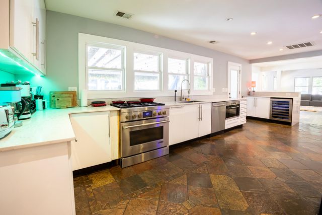 43 N Enston Avenue, Charleston, SC 29403