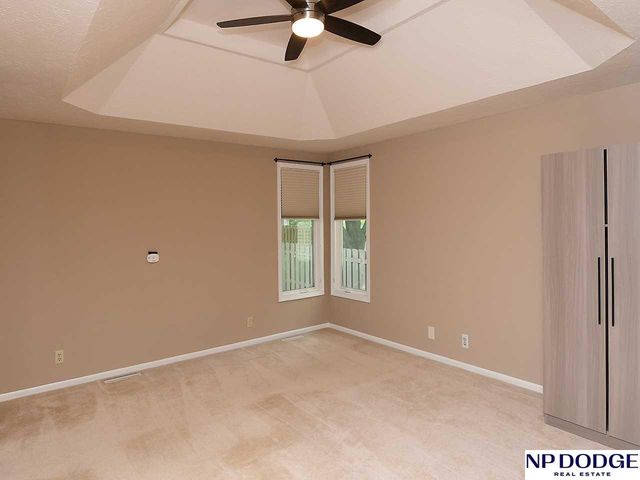 15523 Hamilton Street, Omaha, NE 68154