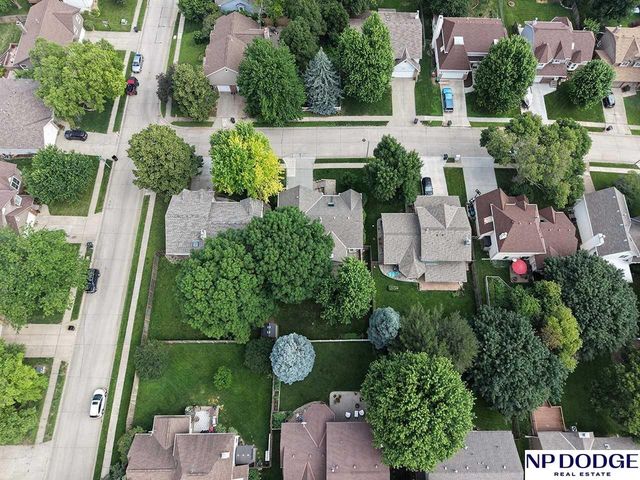15523 Hamilton Street, Omaha, NE 68154