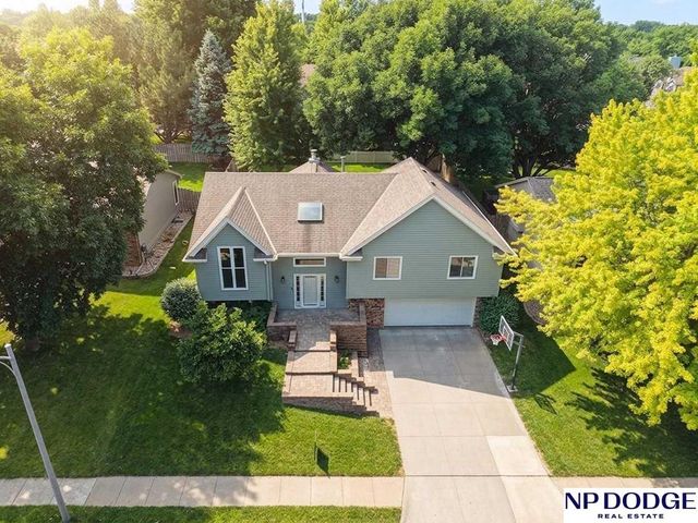 15523 Hamilton Street, Omaha, NE 68154