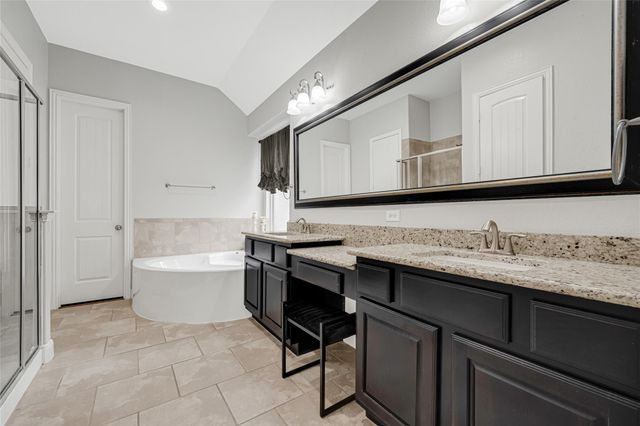 8018 Rippling Stream Lane, Richmond, TX 77407