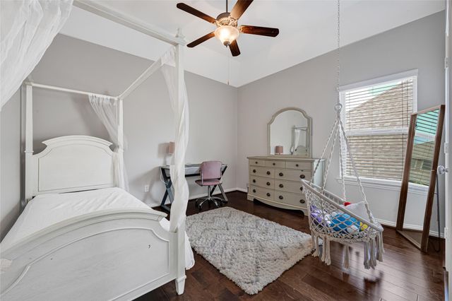 8018 Rippling Stream Lane, Richmond, TX 77407