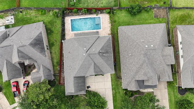 8018 Rippling Stream Lane, Richmond, TX 77407