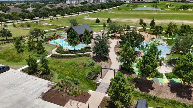 8018 Rippling Stream Lane, Richmond, TX 77407