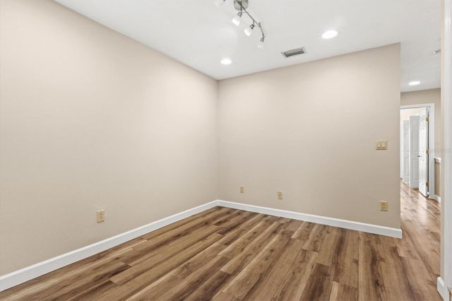 212 S DAKOTA AVENUE E, Tampa, FL 33606