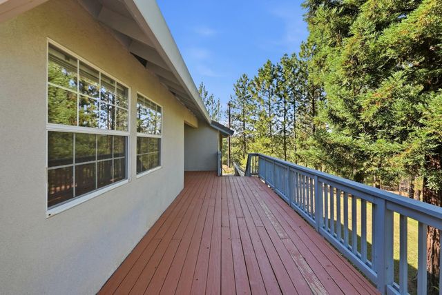 1235 Naturewood Drive, Meadow Vista, CA 95722
