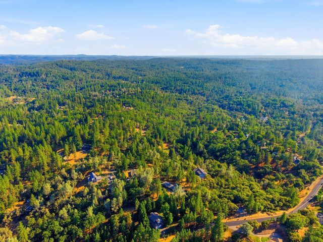 1235 Naturewood Drive, Meadow Vista, CA 95722