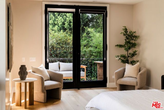 1143 Sierra Alta Way, Los Angeles, CA 90069