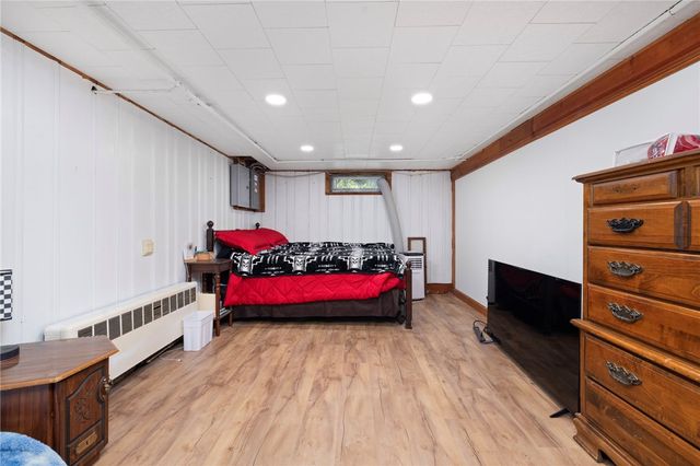 22 Mayfield Street, Pawtucket, RI 02861