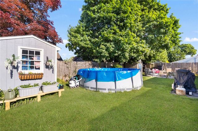 22 Mayfield Street, Pawtucket, RI 02861