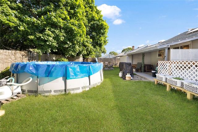 22 Mayfield Street, Pawtucket, RI 02861