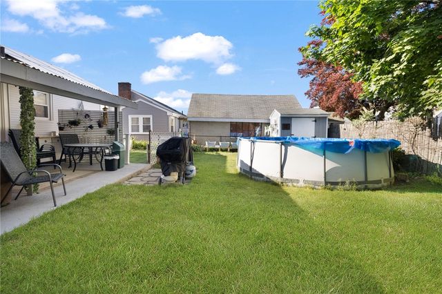 22 Mayfield Street, Pawtucket, RI 02861