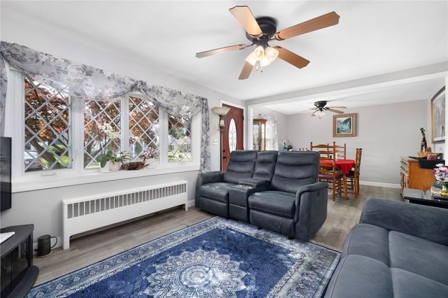 22 Mayfield Street, Pawtucket, RI 02861