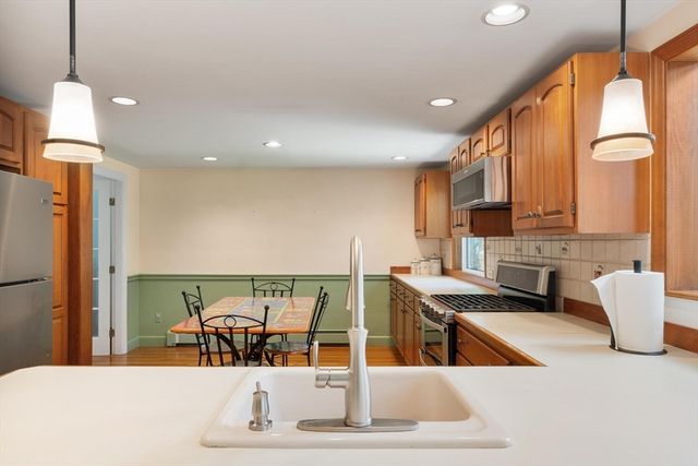 5 Hemlock Street, Beverly, MA 01915