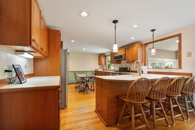 5 Hemlock Street, Beverly, MA 01915