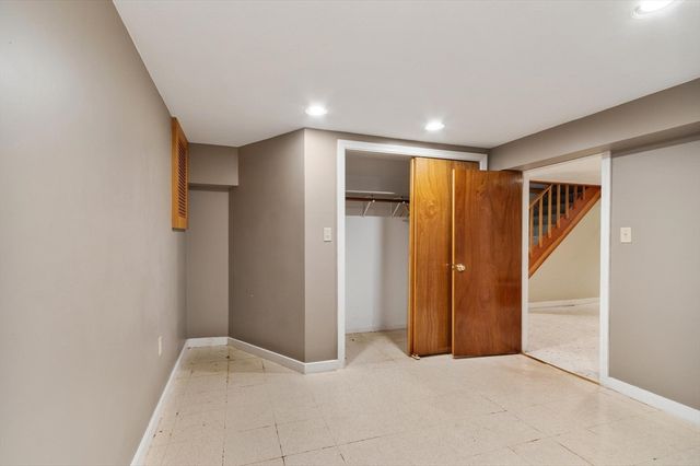 5 Hemlock Street, Beverly, MA 01915