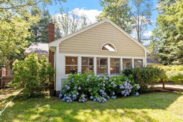 5 Hemlock Street, Beverly, MA 01915