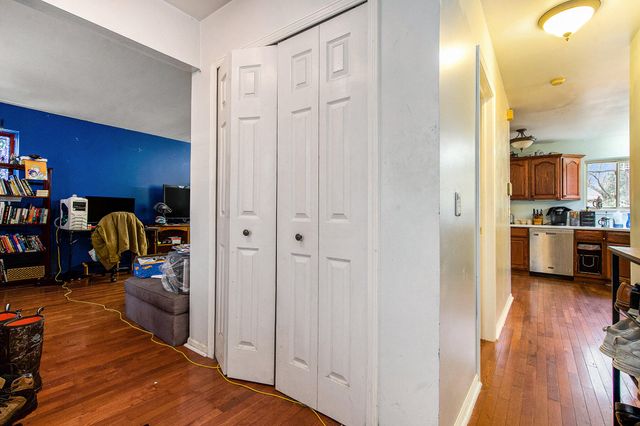 195 W Warner Avenue, Ypsilanti Twp, MI 48197