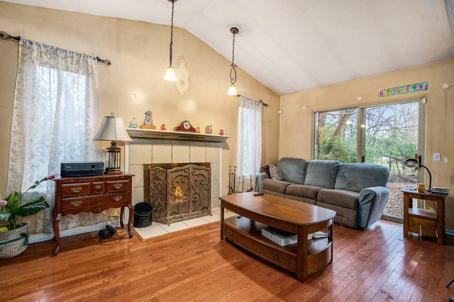 195 W Warner Avenue, Ypsilanti Twp, MI 48197