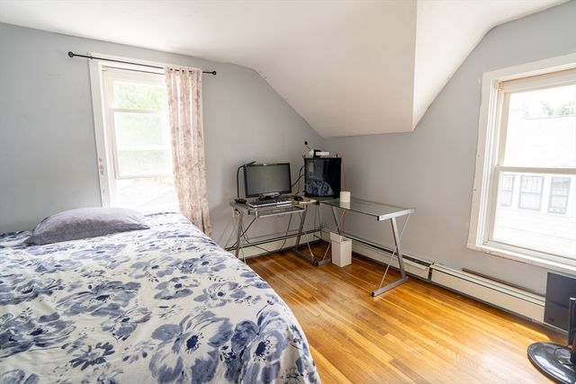 78 West St, Randolph, MA 02368