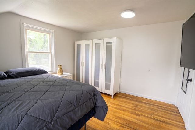 78 West St, Randolph, MA 02368