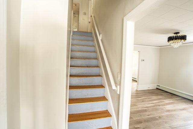 78 West St, Randolph, MA 02368