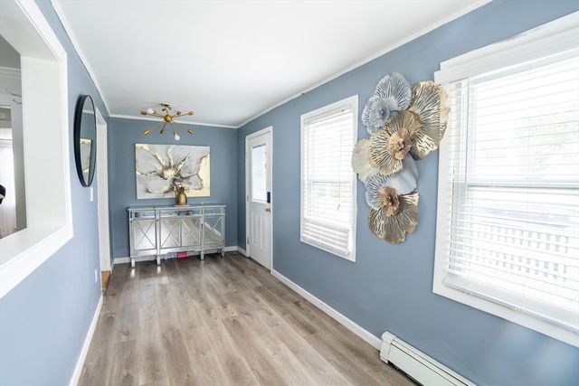 78 West St, Randolph, MA 02368