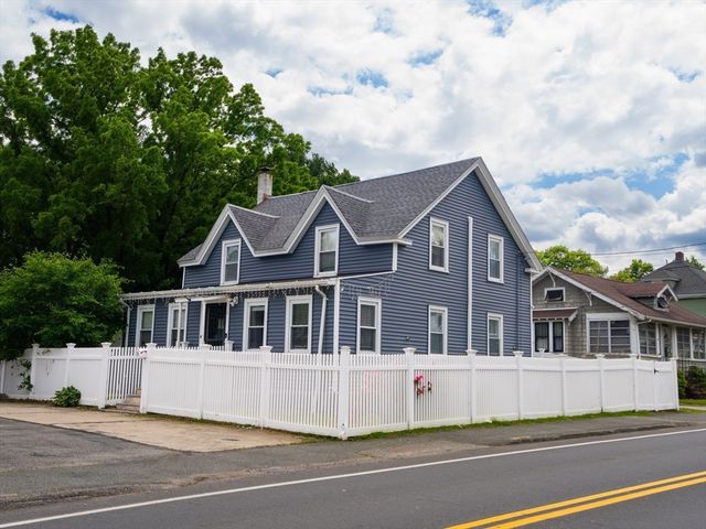 78 West St, Randolph, MA 02368