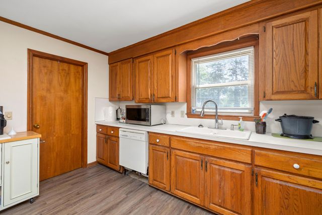 1295 Benbow Drive, Summerton, SC 29148