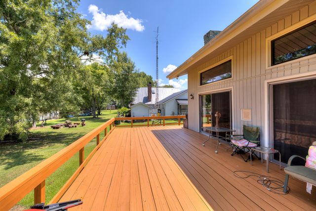 1295 Benbow Drive, Summerton, SC 29148