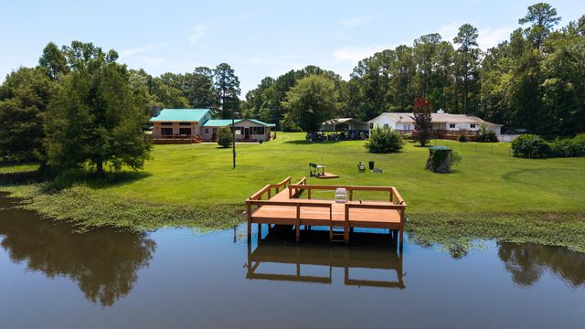 1295 Benbow Drive, Summerton, SC 29148