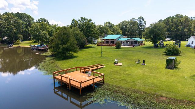 1295 Benbow Drive, Summerton, SC 29148