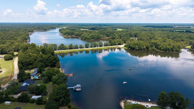 1295 Benbow Drive, Summerton, SC 29148
