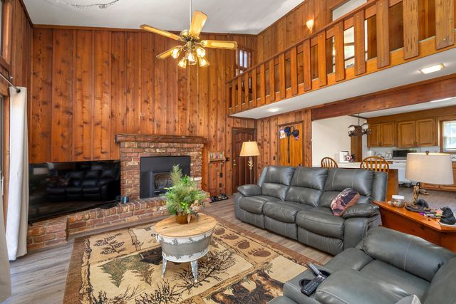 1295 Benbow Drive, Summerton, SC 29148
