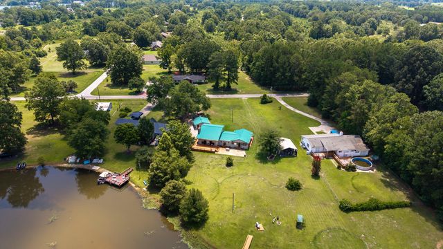 1295 Benbow Drive, Summerton, SC 29148