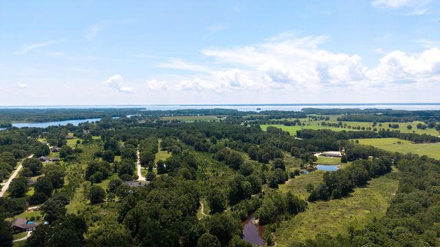 1295 Benbow Drive, Summerton, SC 29148