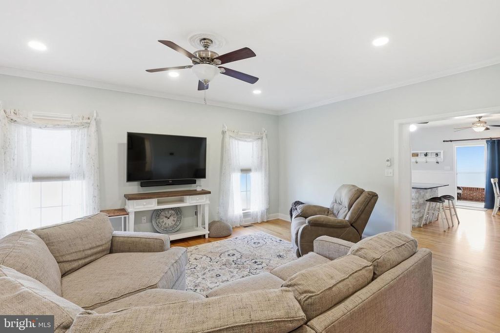 Image 11 of property listing at 195 WINNOW DR, Clayton, DE 19938