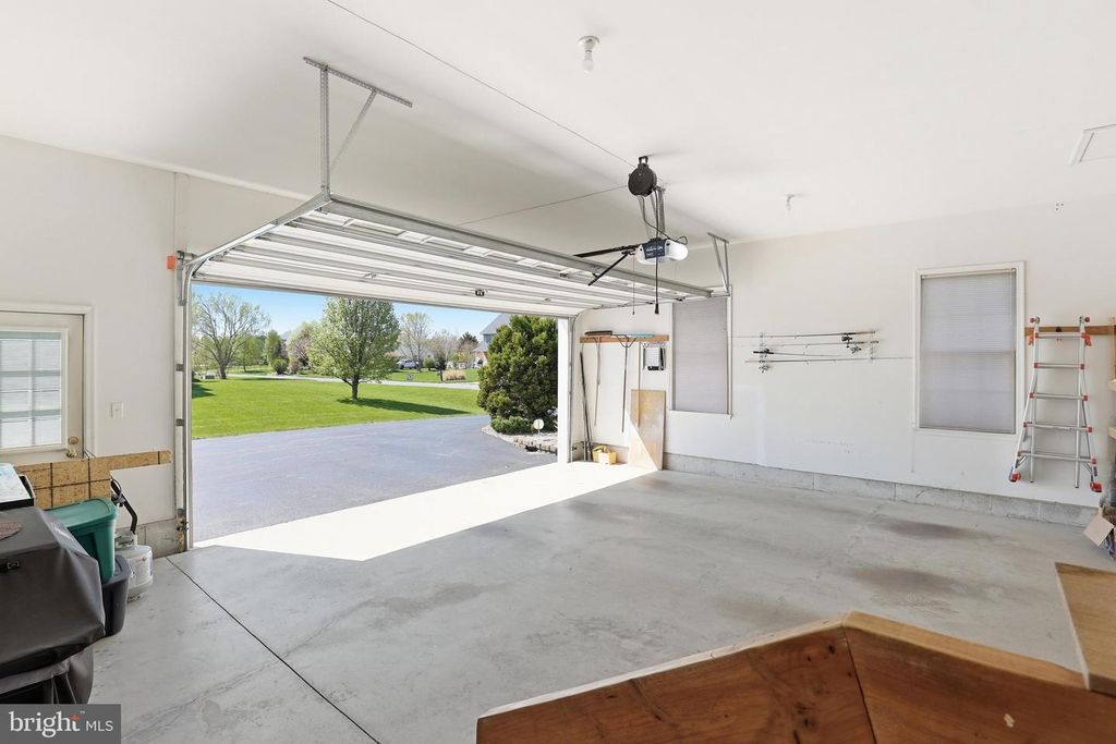 Image 44 of property listing at 195 WINNOW DR, Clayton, DE 19938