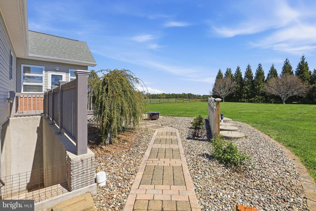 Image 49 of property listing at 195 WINNOW DR, Clayton, DE 19938