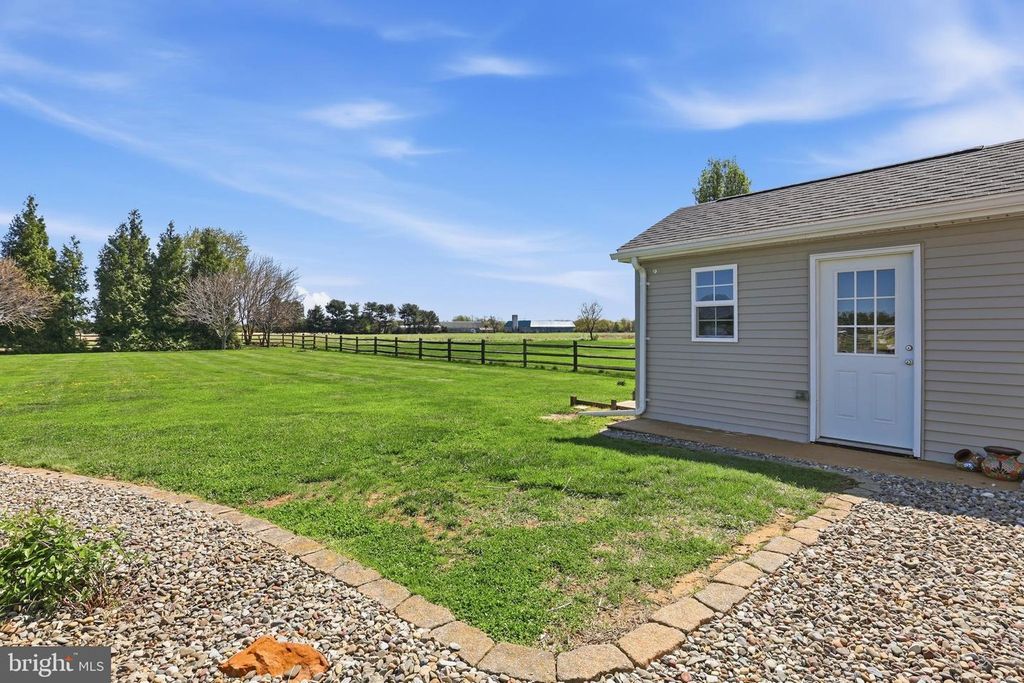 Image 50 of property listing at 195 WINNOW DR, Clayton, DE 19938