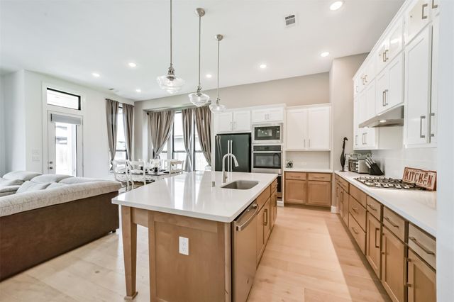 16911 Lupine Meadow Lane, Humble, TX 77346