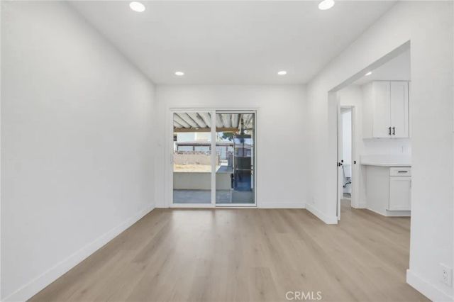 570 N East End Avenue, Pomona, CA 91767
