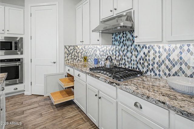 17245 W LAS PALMARITAS Drive, Waddell, AZ 85355