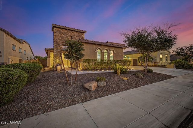 17245 W LAS PALMARITAS Drive, Waddell, AZ 85355
