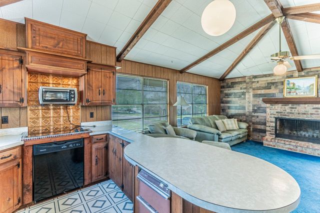 544 Rose Circle, Gordonville, TX 76245