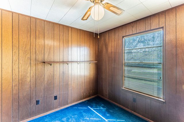 544 Rose Circle, Gordonville, TX 76245