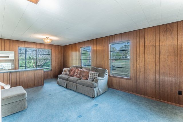 544 Rose Circle, Gordonville, TX 76245