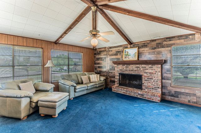 544 Rose Circle, Gordonville, TX 76245