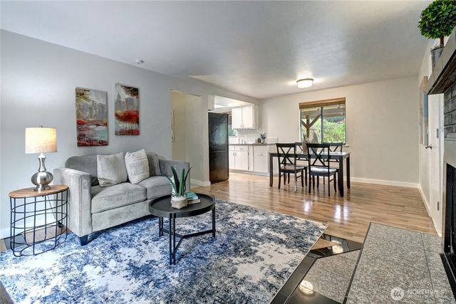 5216 133rd Street SE, Everett, WA 98208