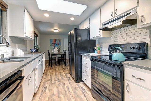 5216 133rd Street SE, Everett, WA 98208